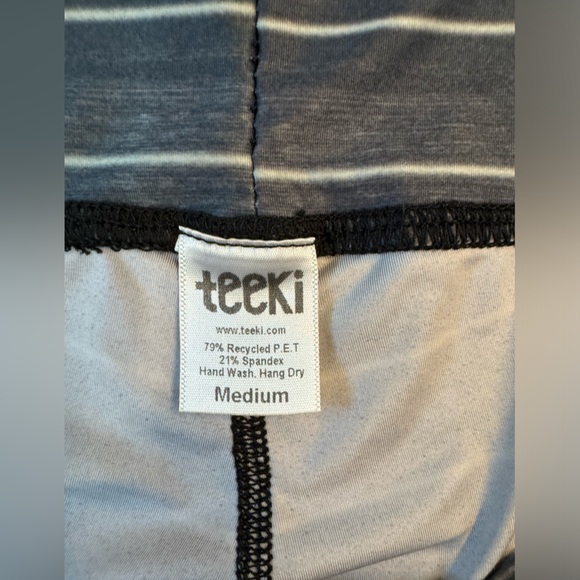 Teeki Medium Yoga Pants - Picture 5 of 5
